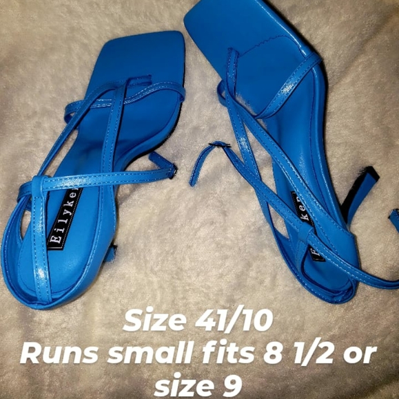 Heels - Picture 2 of 2